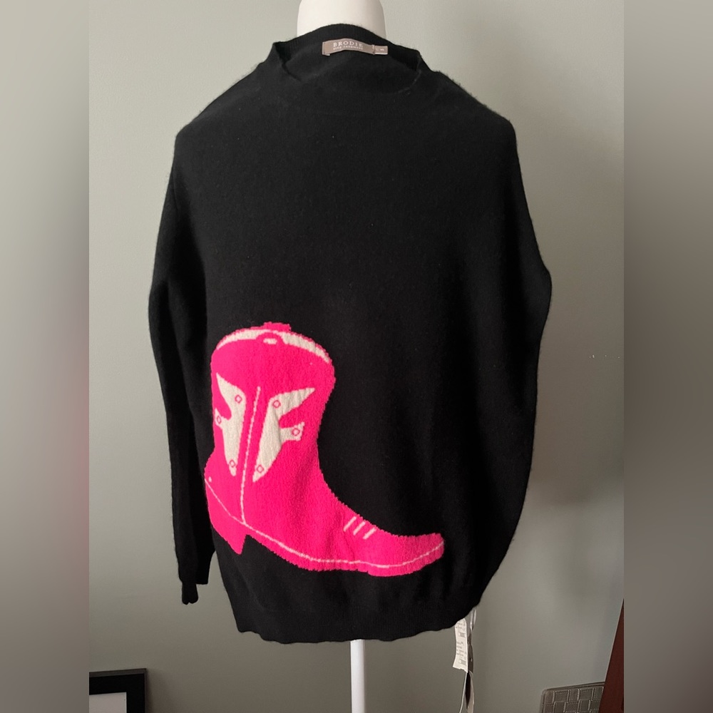Cashmere boot sweater